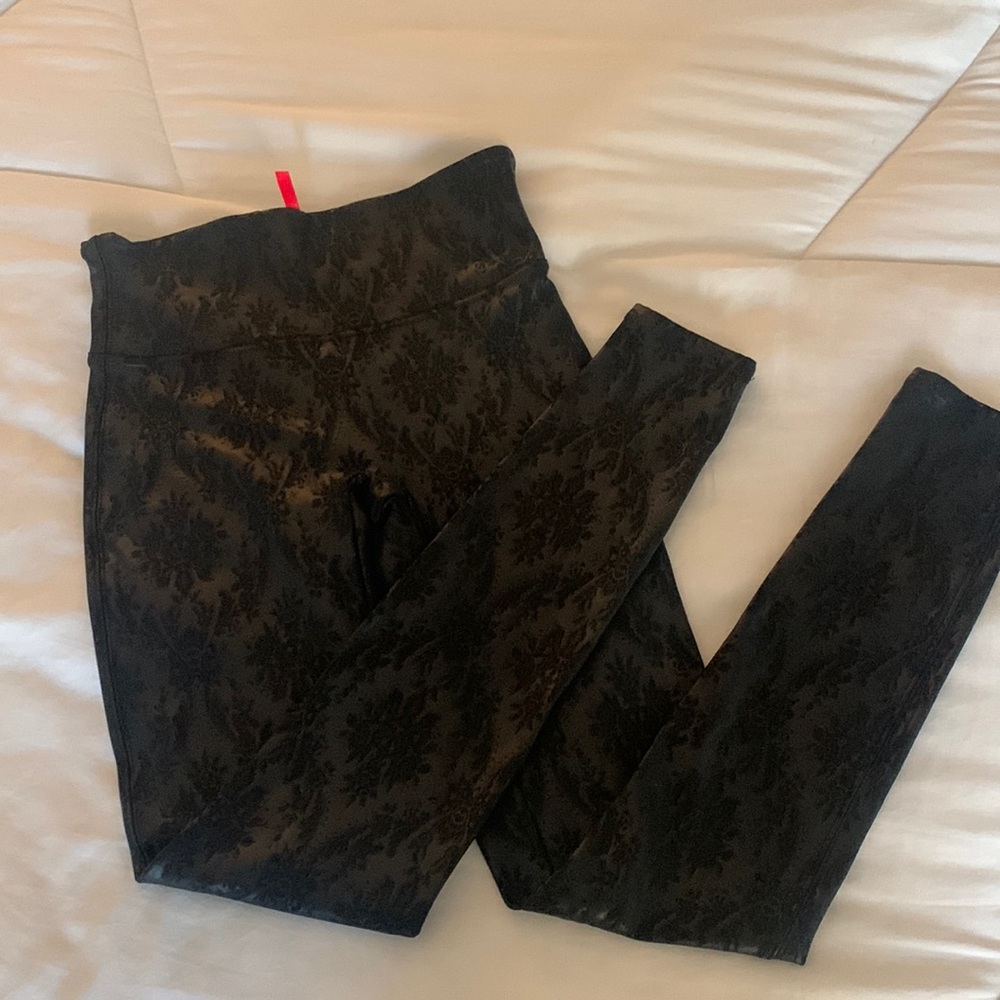 Spanx black jacquard shiny legging! Perfect for the holidays